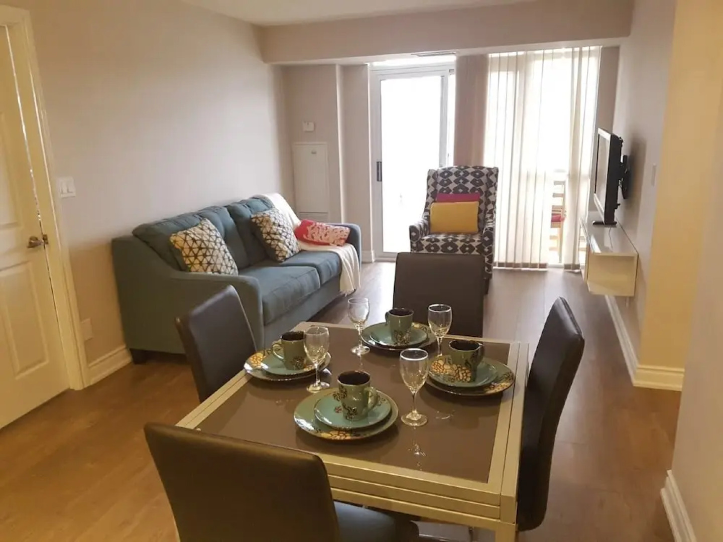 Bombay Suites Mississauga