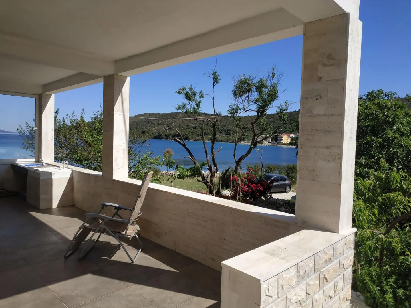 Detached Holiday house few steps from the beach, 2 beautifull sea view terraces