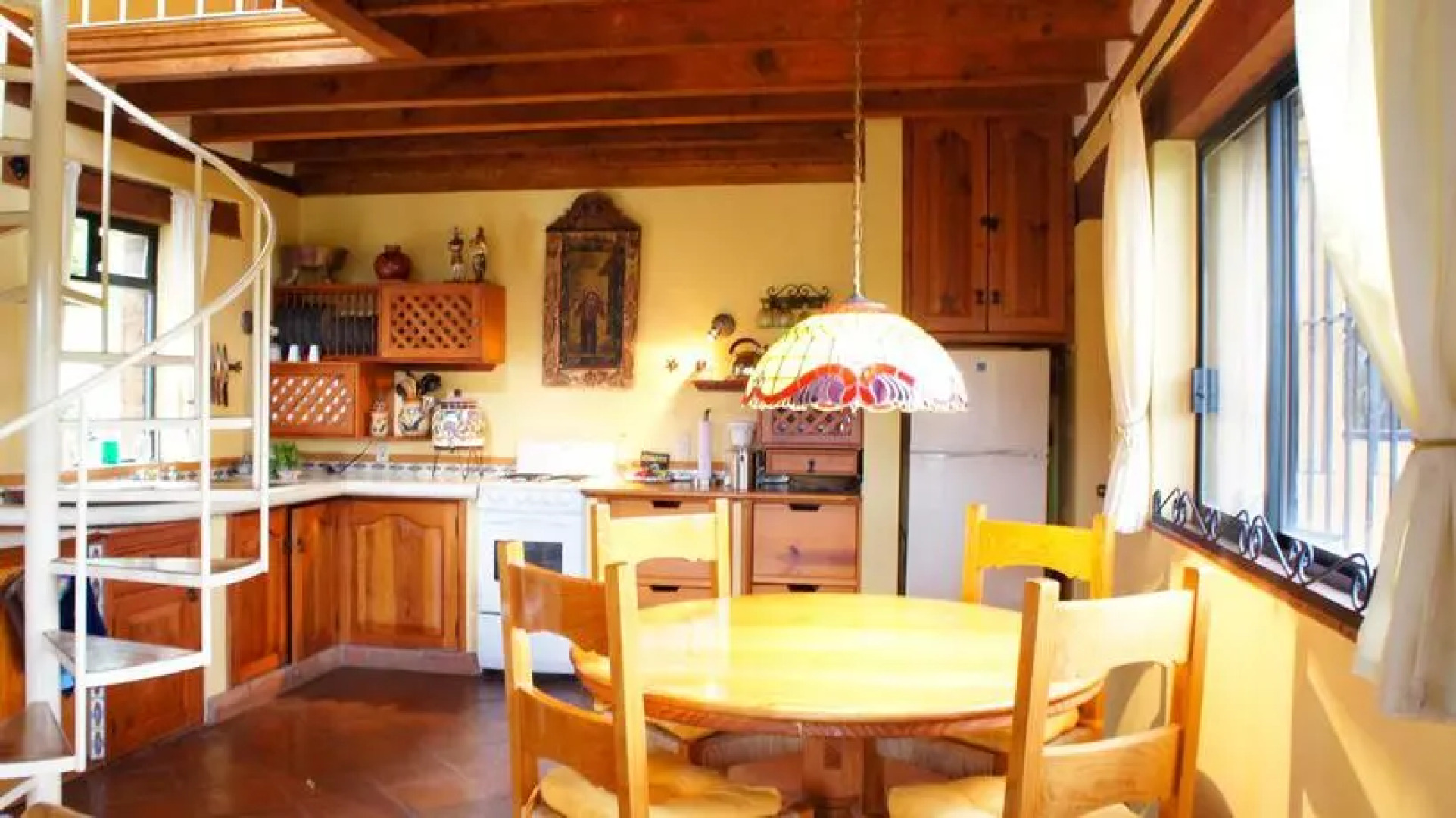 Villa Patzcuaro Garden Hotel & RV Park