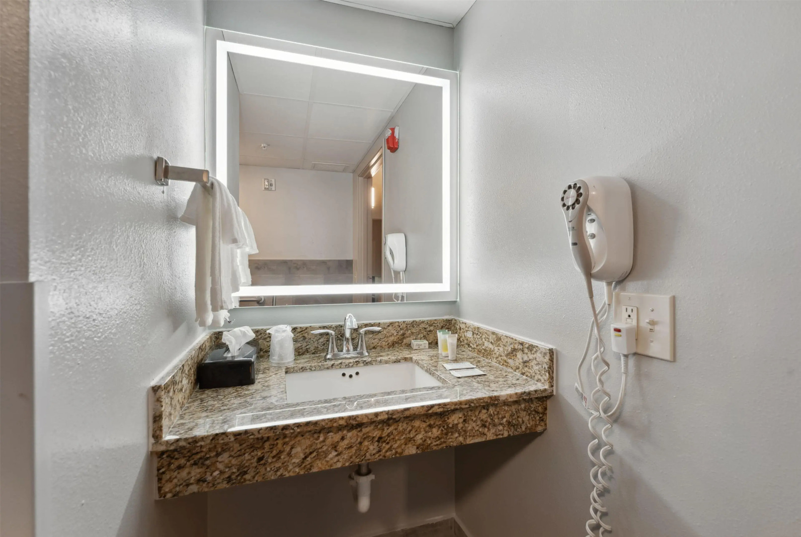 AmericInn by Wyndham Wisconsin Dells