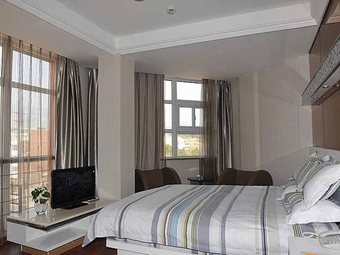 Minghao Fengshang Hotel Xianju Yangguang Branch