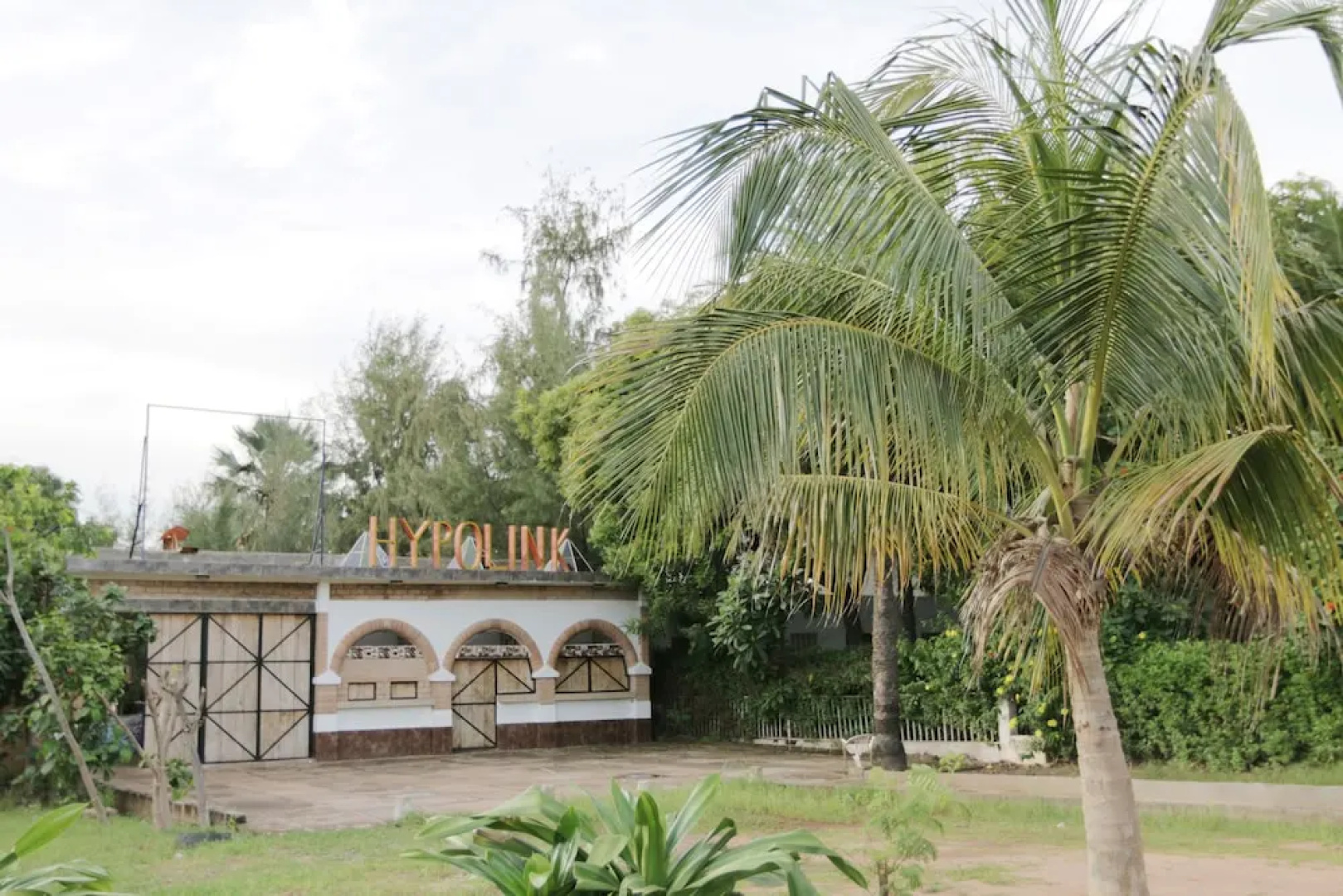 HYPOLINK Village