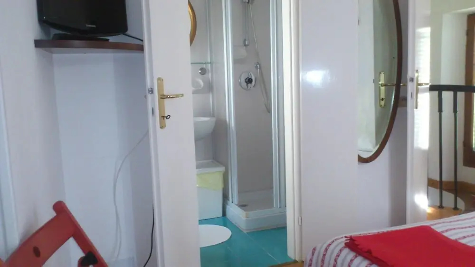 The Turr de Mezz Nesso-apartment With Lake View Room - Relaxing and Tranquil