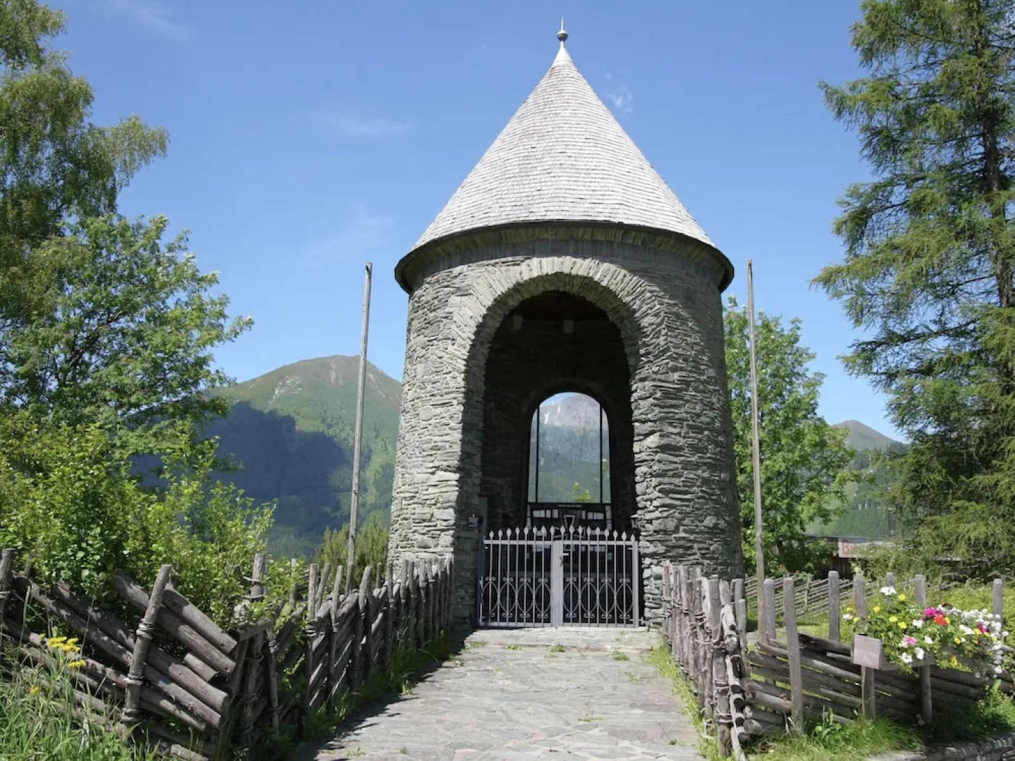 Wooden Chalet in Hohentauern with Sauna near Ski Area