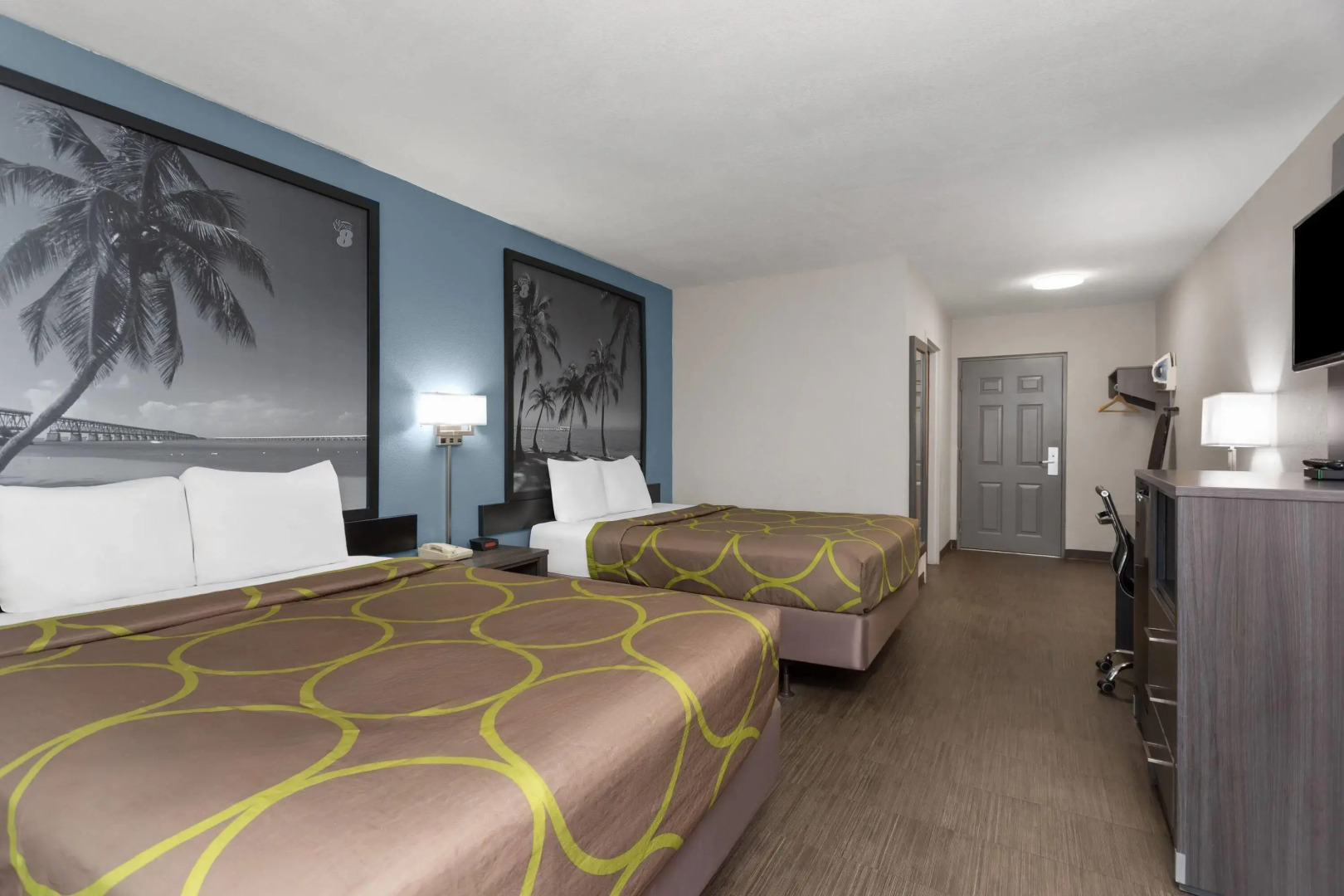 Super 8 by Wyndham Dania/Fort Lauderdale Arpt