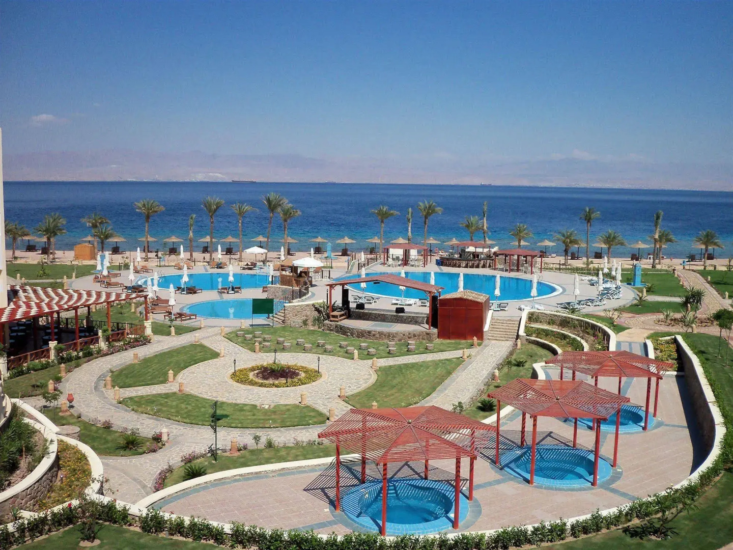 Aquamarine Sun Flower Resort