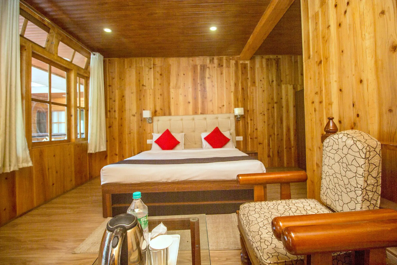Capital O 61777 Hotel Oak Ridge