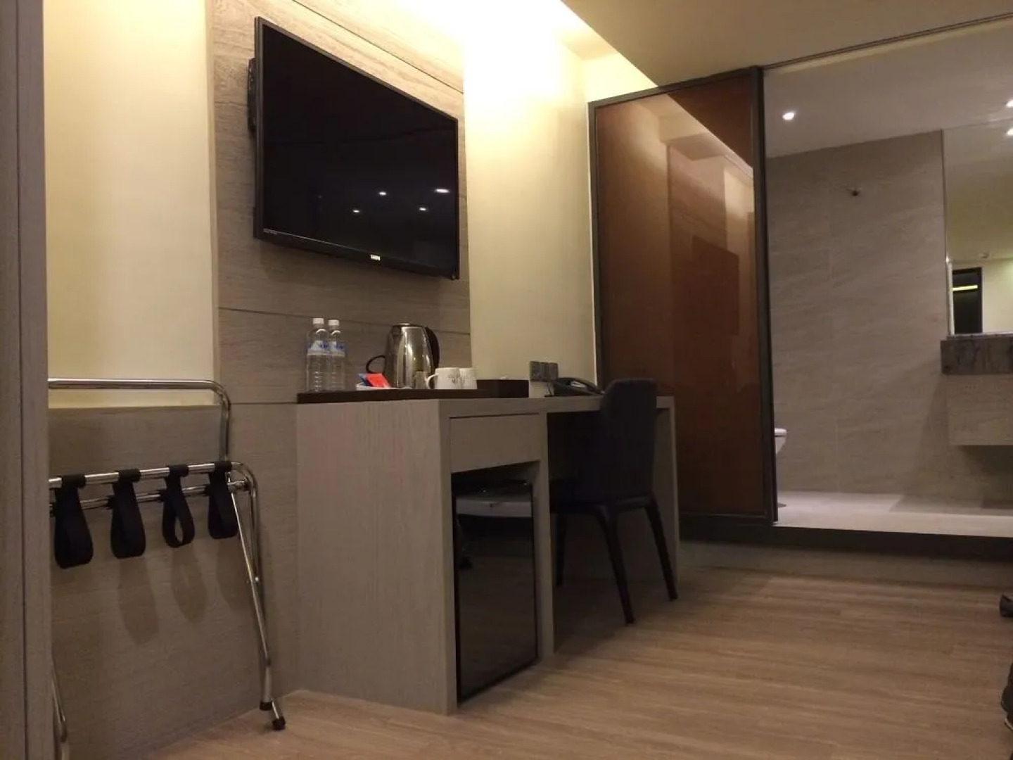 Hub Hotel Kaohsiung Yawan Branch