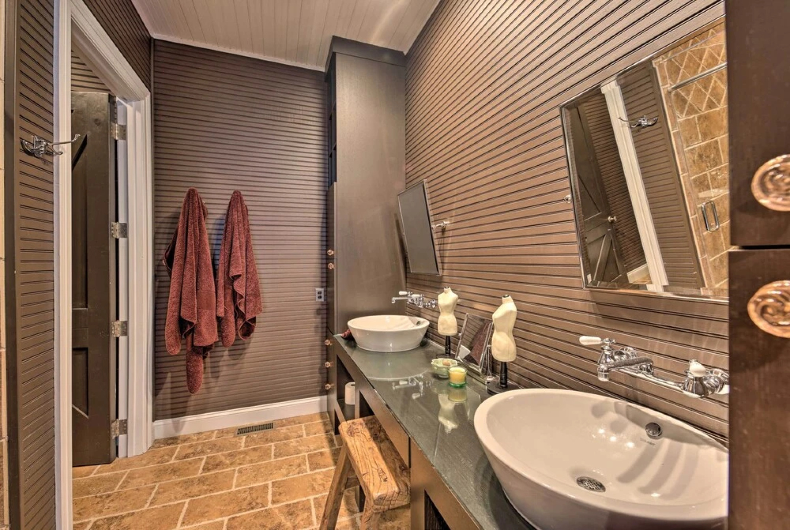 Luxe Barndominium w/ Home Gym, Theater, & More!