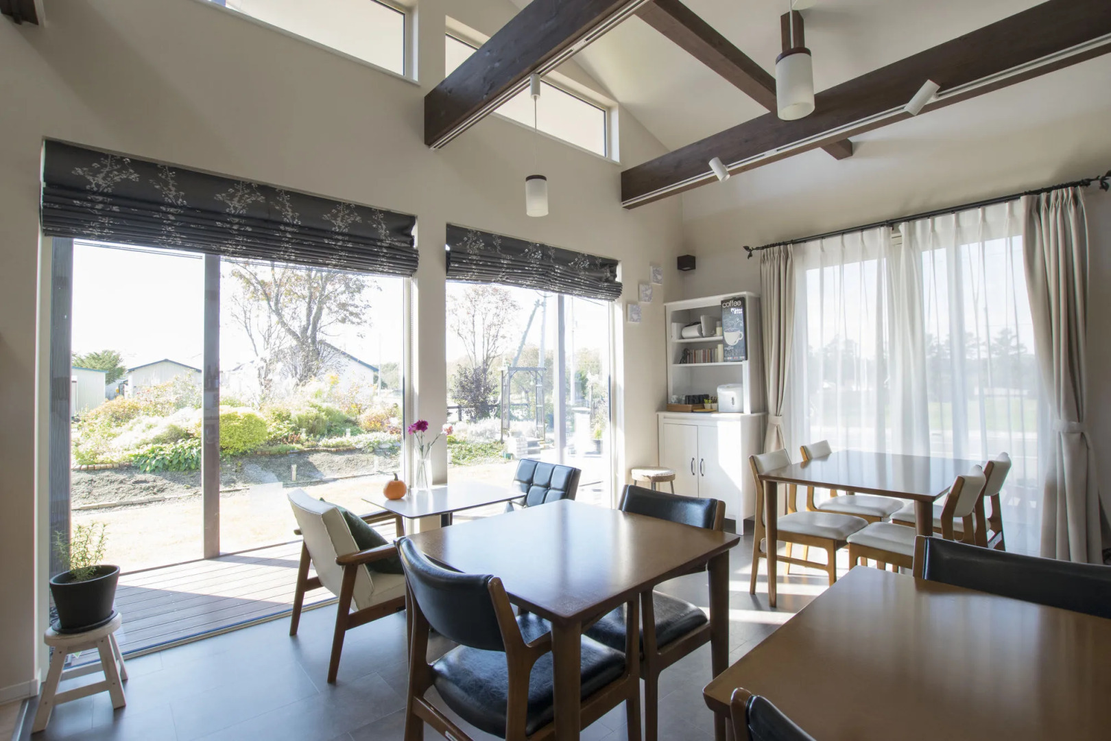 North Gate Inn Abira