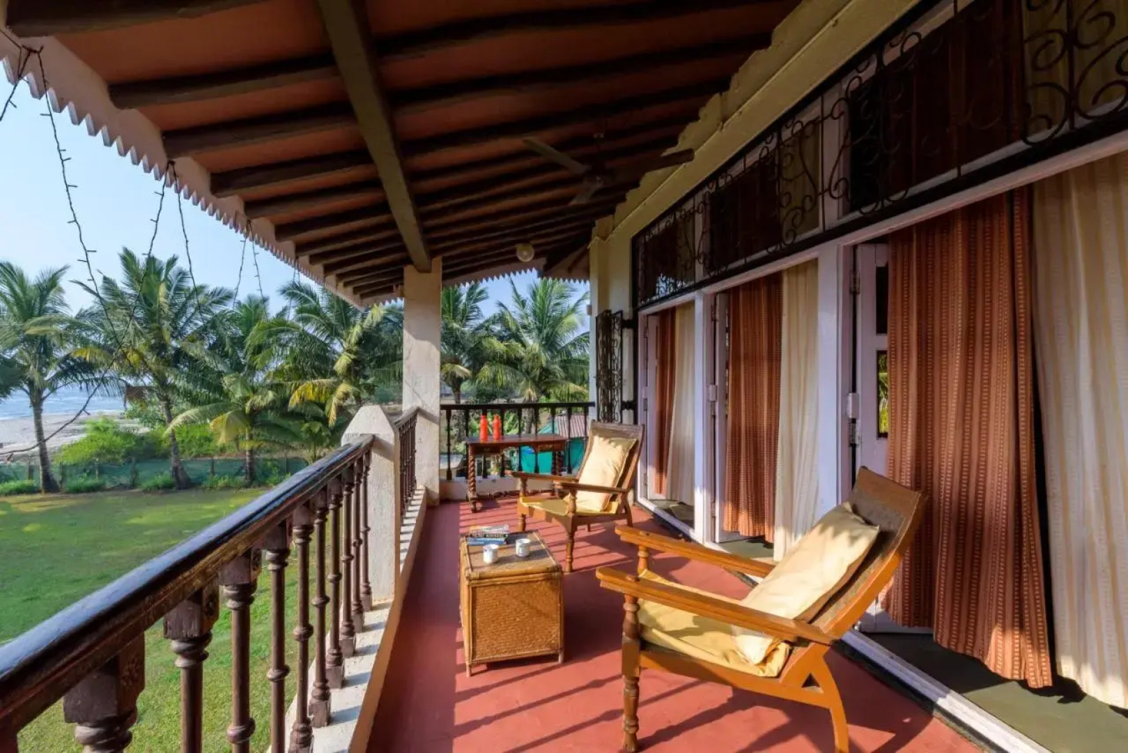 SaffronStays Salt Rim on the Beach