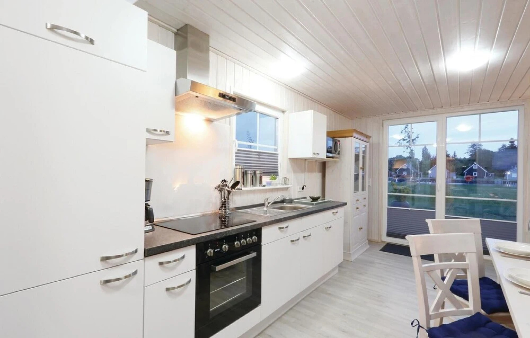 Stunning Home in Zerpenschleuse With 2 Bedrooms and Wifi