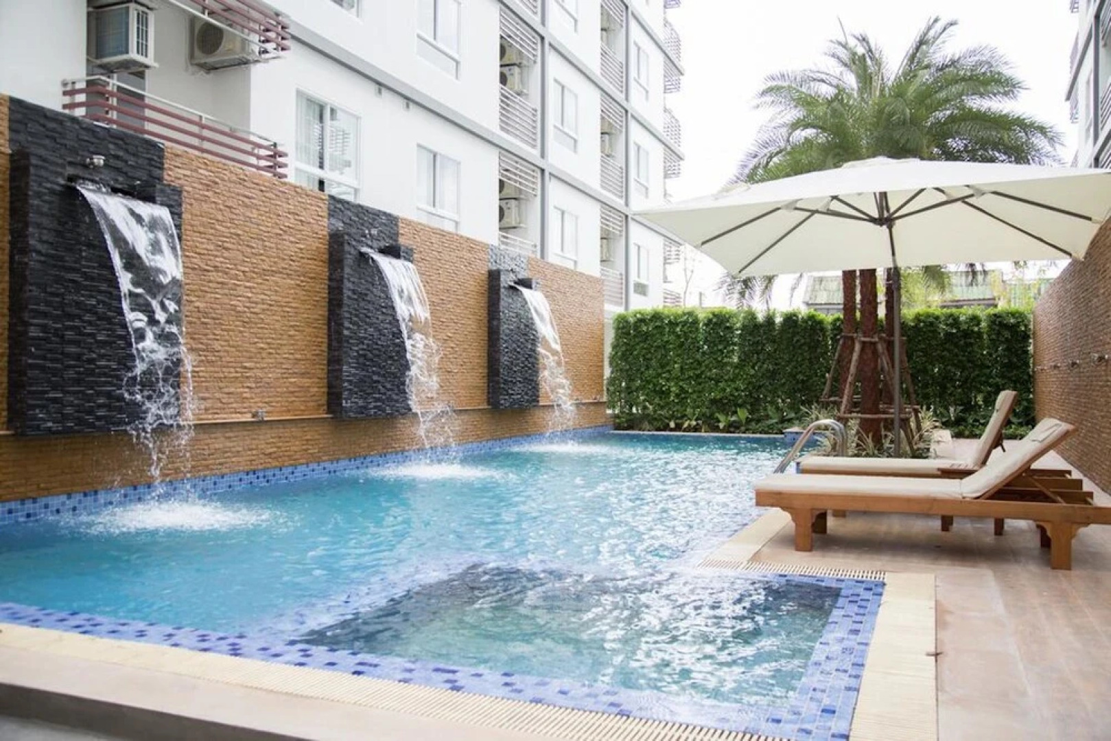 V Condo Chaengwattana 2B