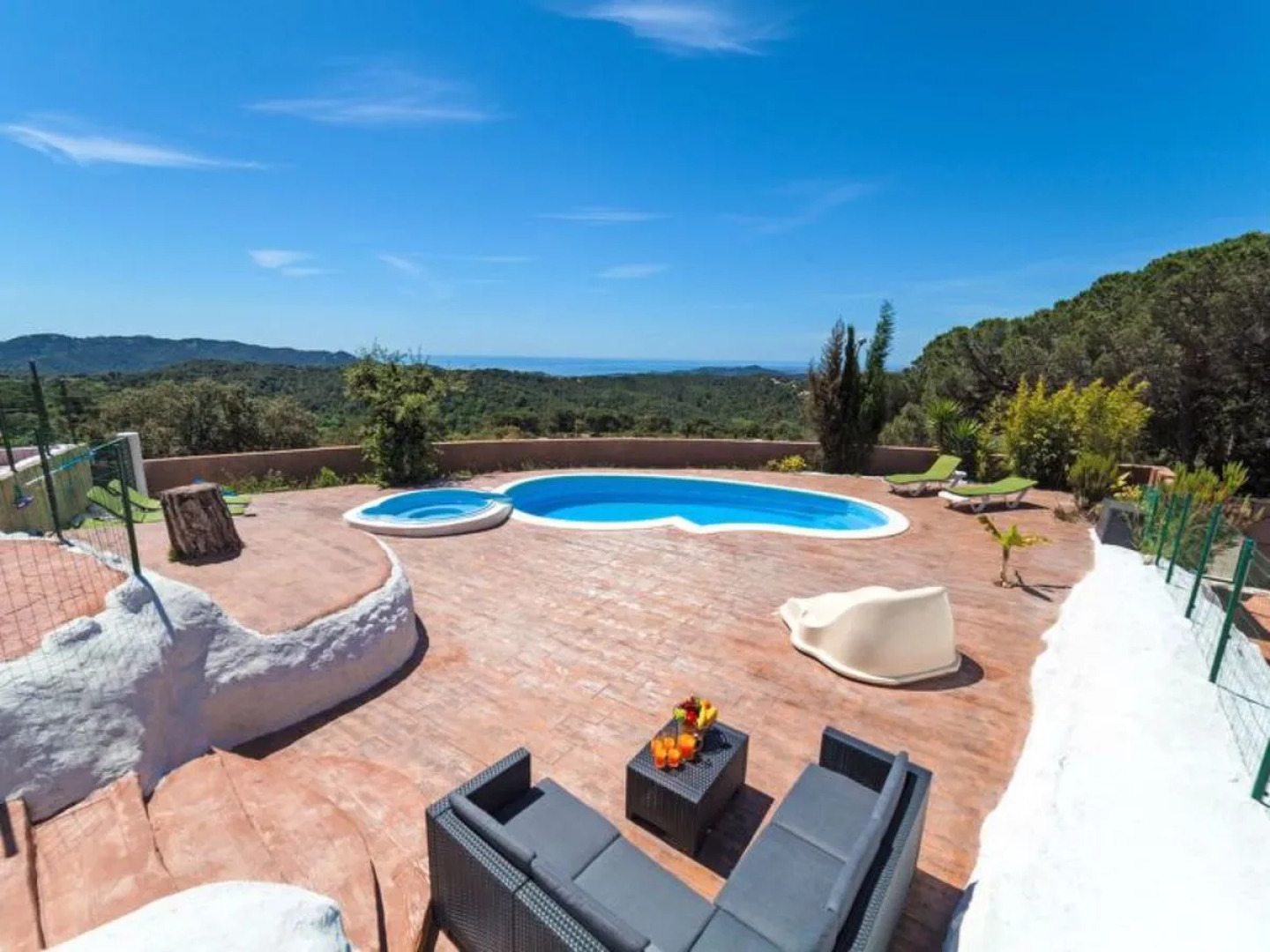 House Mercury Lloret de Mar