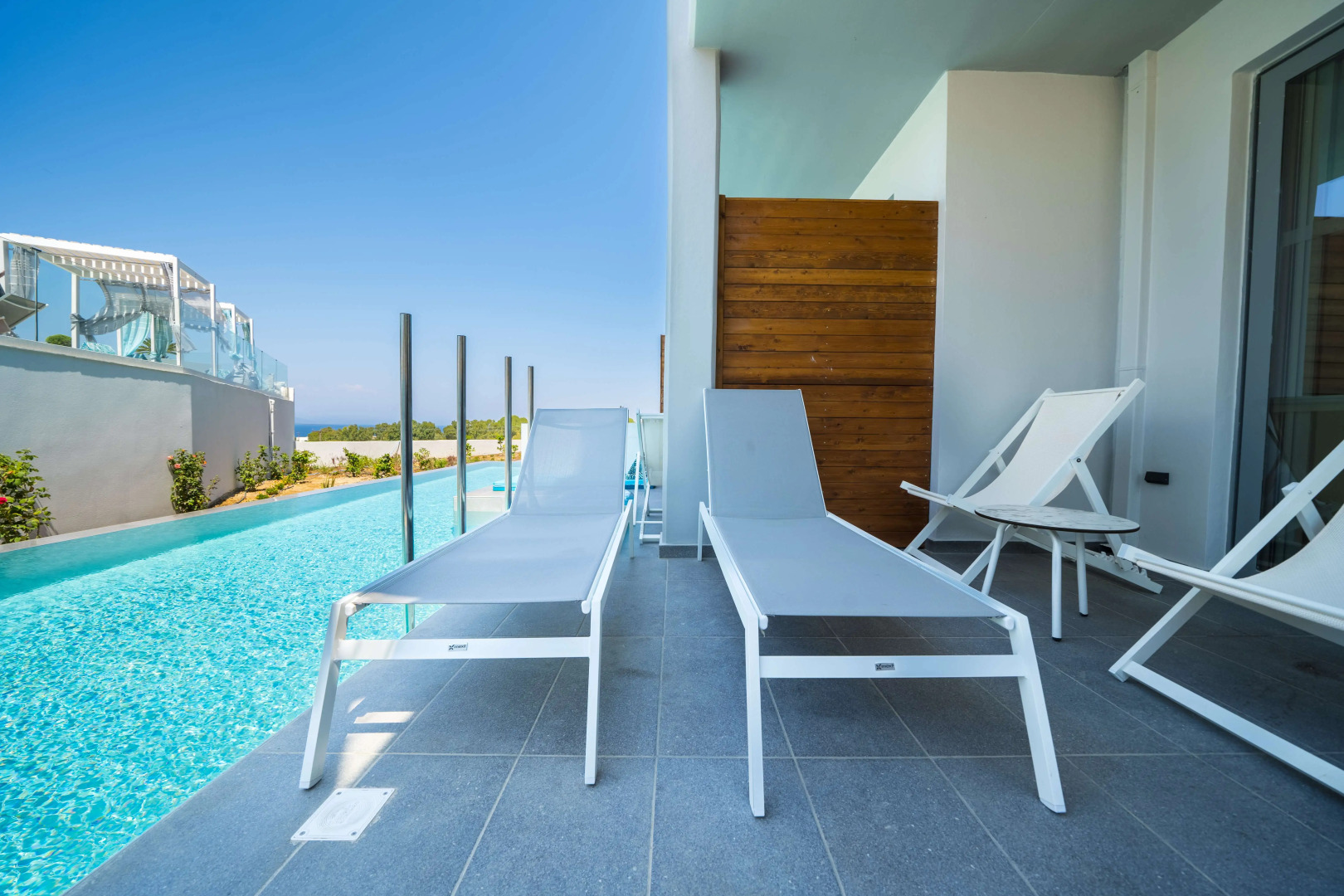 HARMONY CREST RESORT & SPA Adults Only