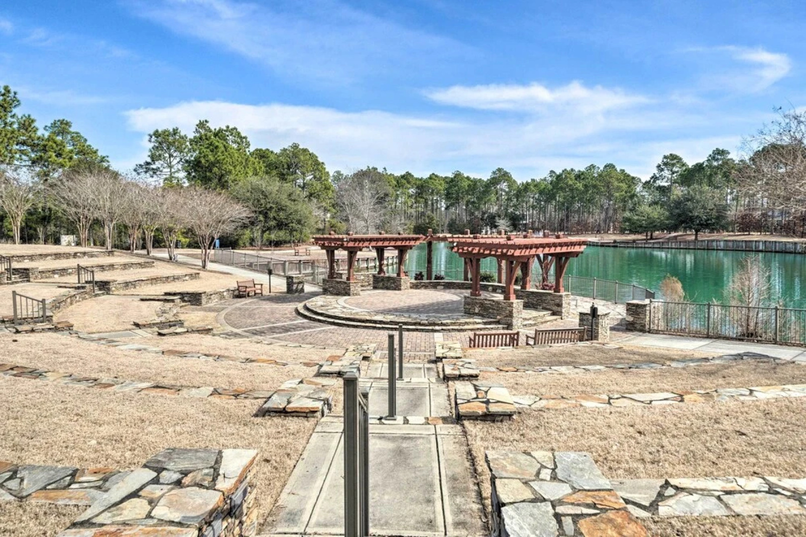 Marina & Beach Club Access: Condo in Southport