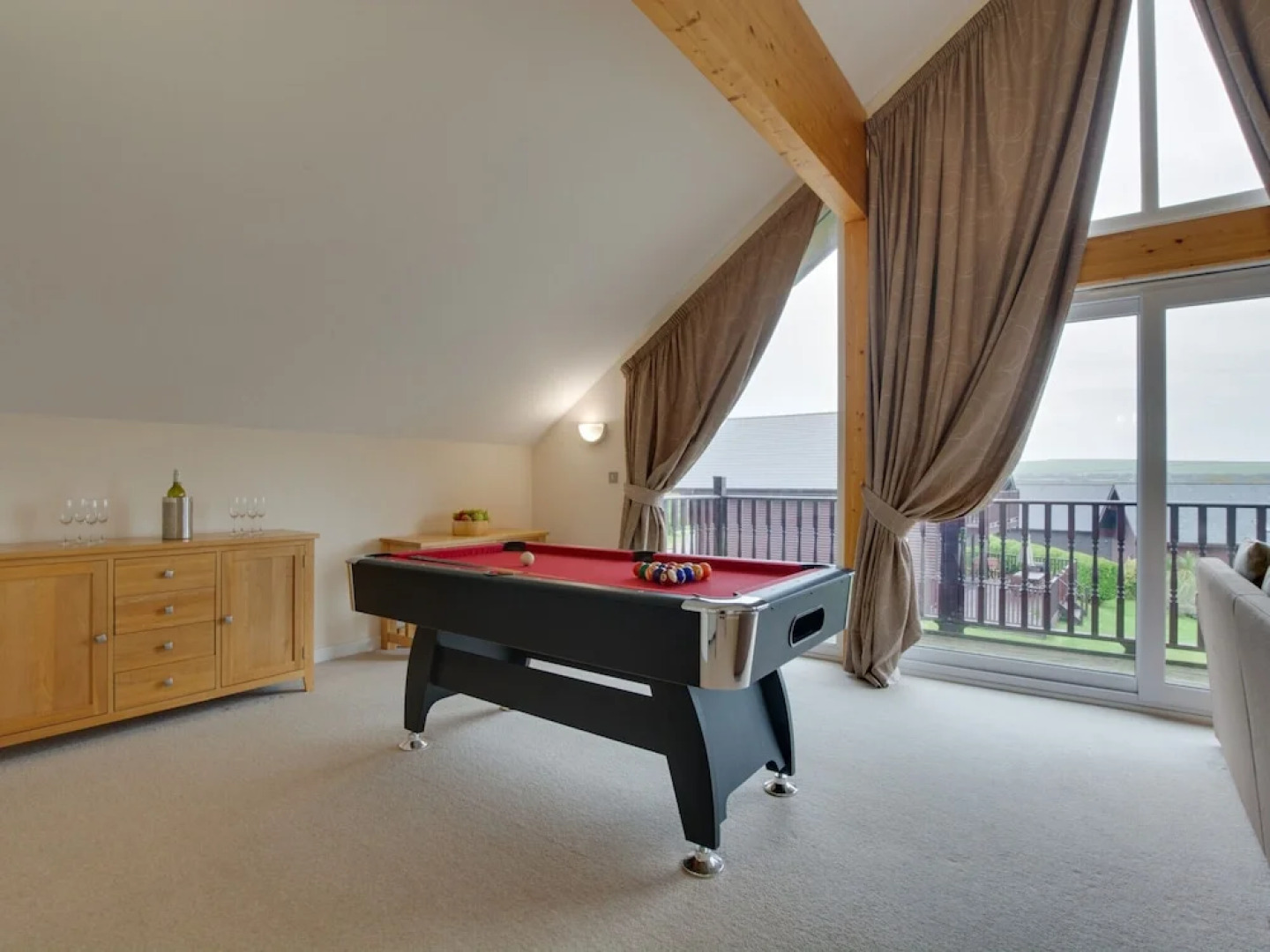 Comfy Holiday Home in Saint Columb With Garden