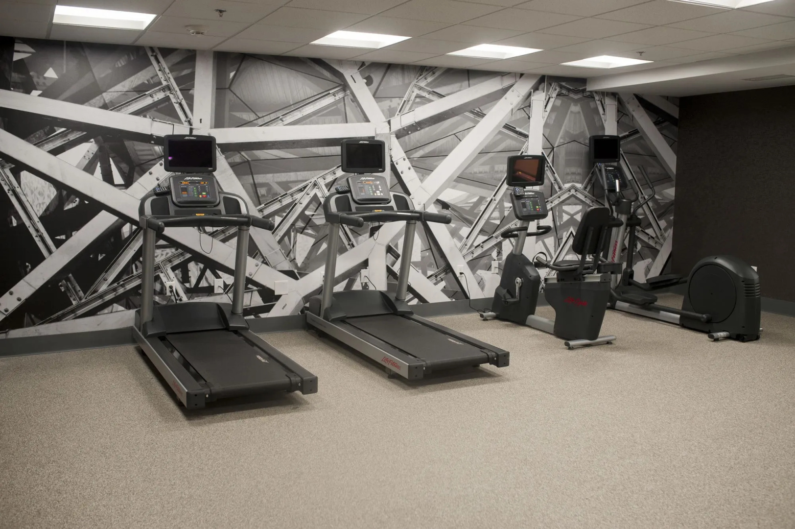 Holiday Inn Express & Suites Cincinnati Riverfront by IHG