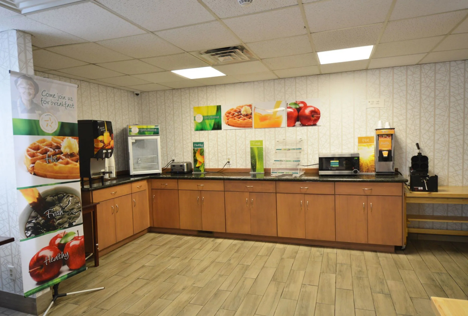 Quality Inn Alexis Rd