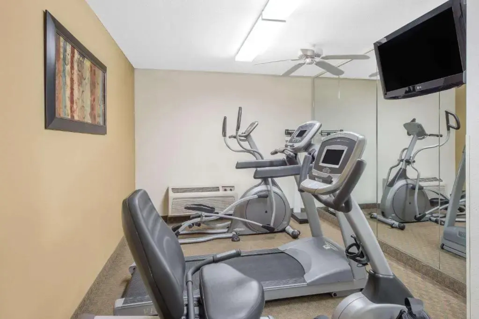 Baymont Inn & Suites Litchfield