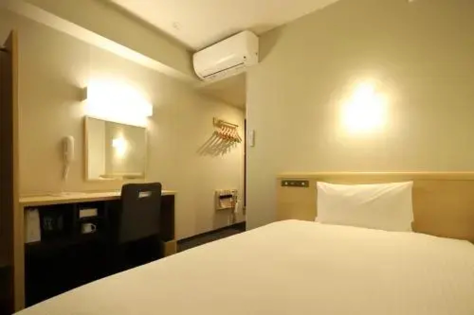 Ab Hotel Osaka Sakaisuji-hommachi