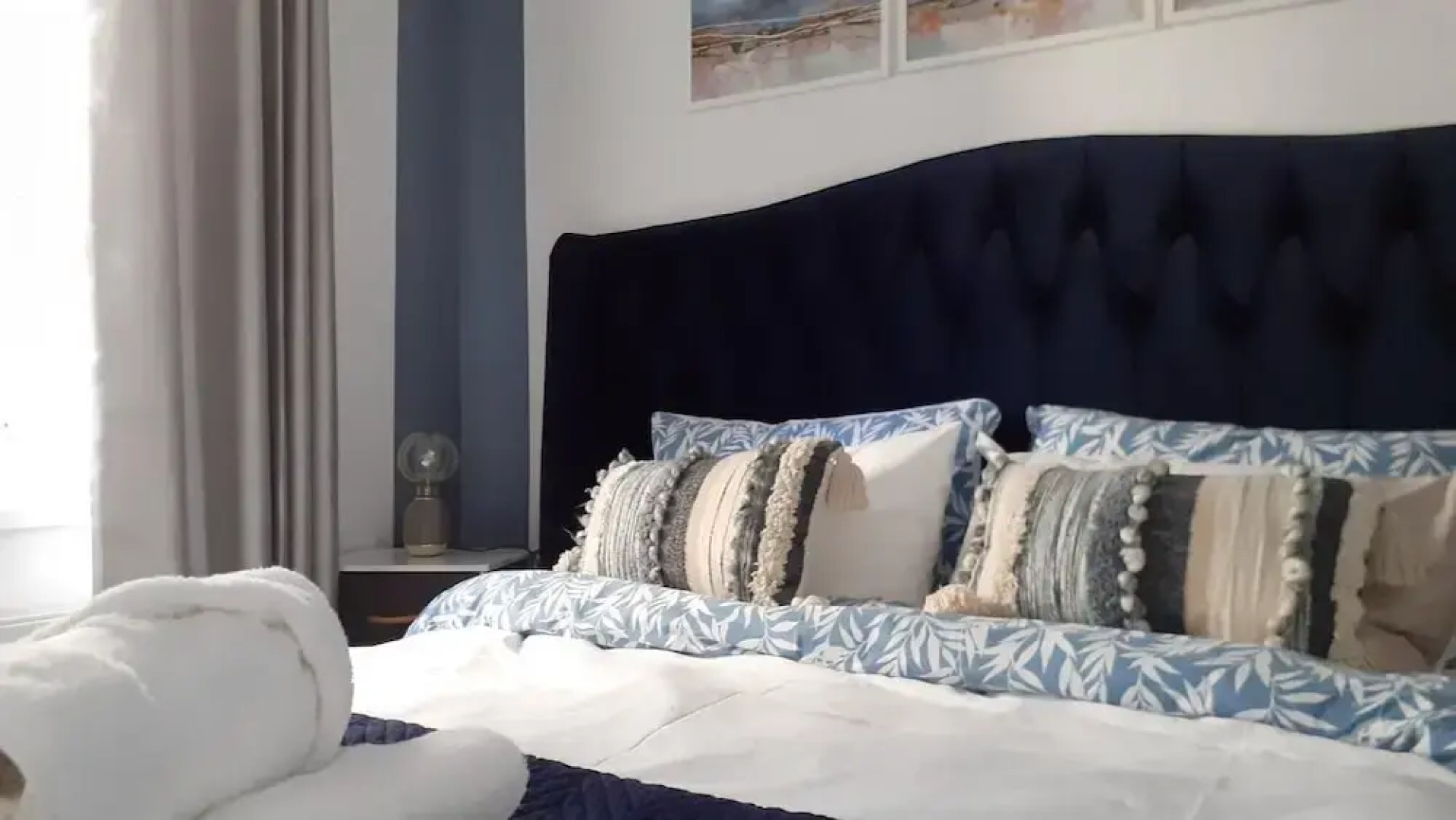 Lovely 3-bed House in Bridgend 7min From Porthcawl