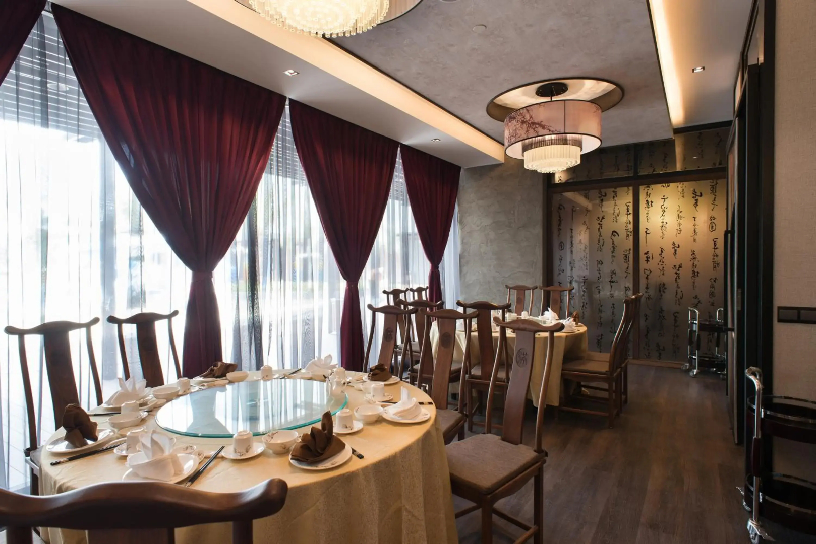 Vangohh Eminent Hotel & Spa