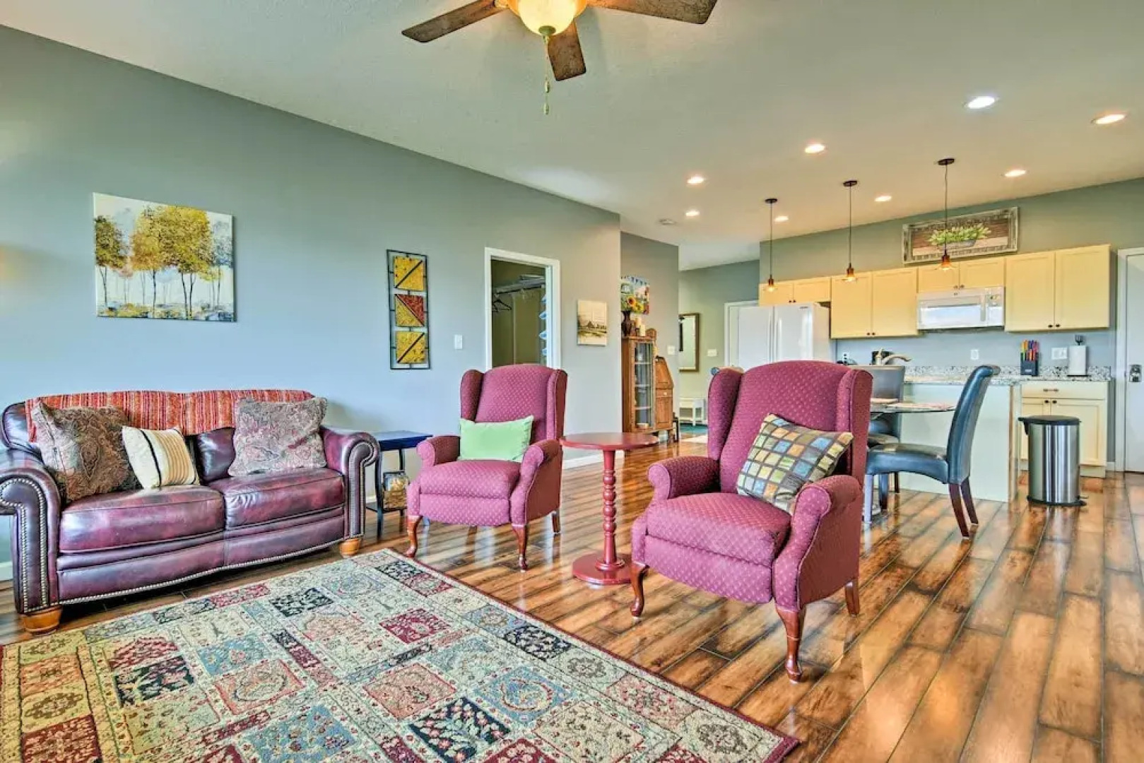 Blue Ridge Mountain Rental w/ Hot Tub & Gas Grill!