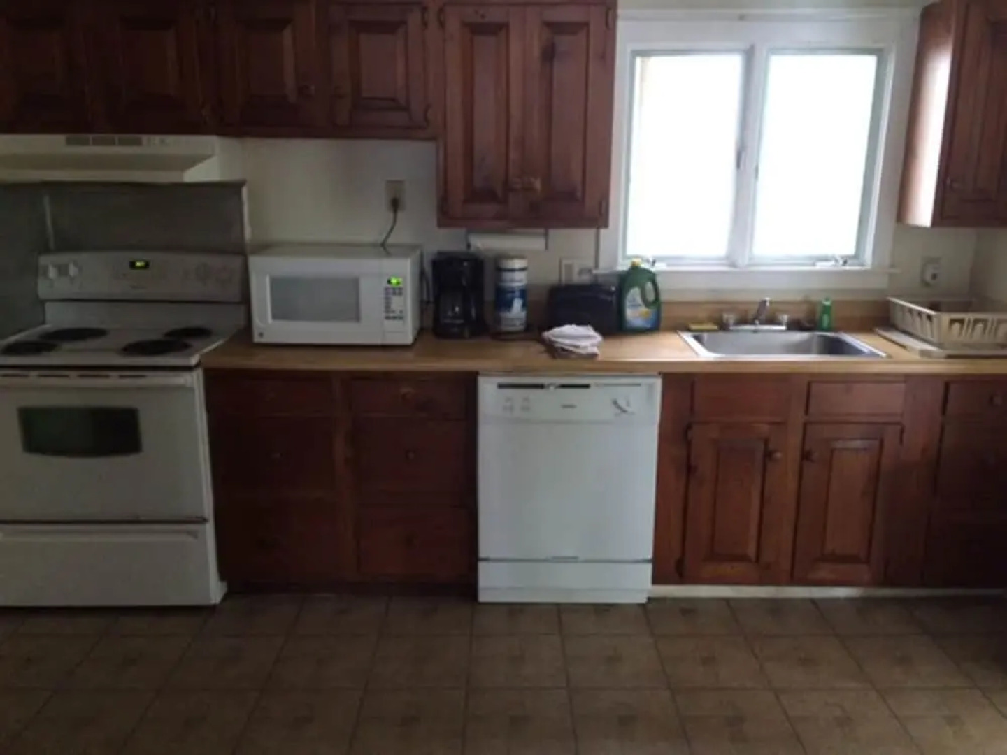 Anchorage at the Lake