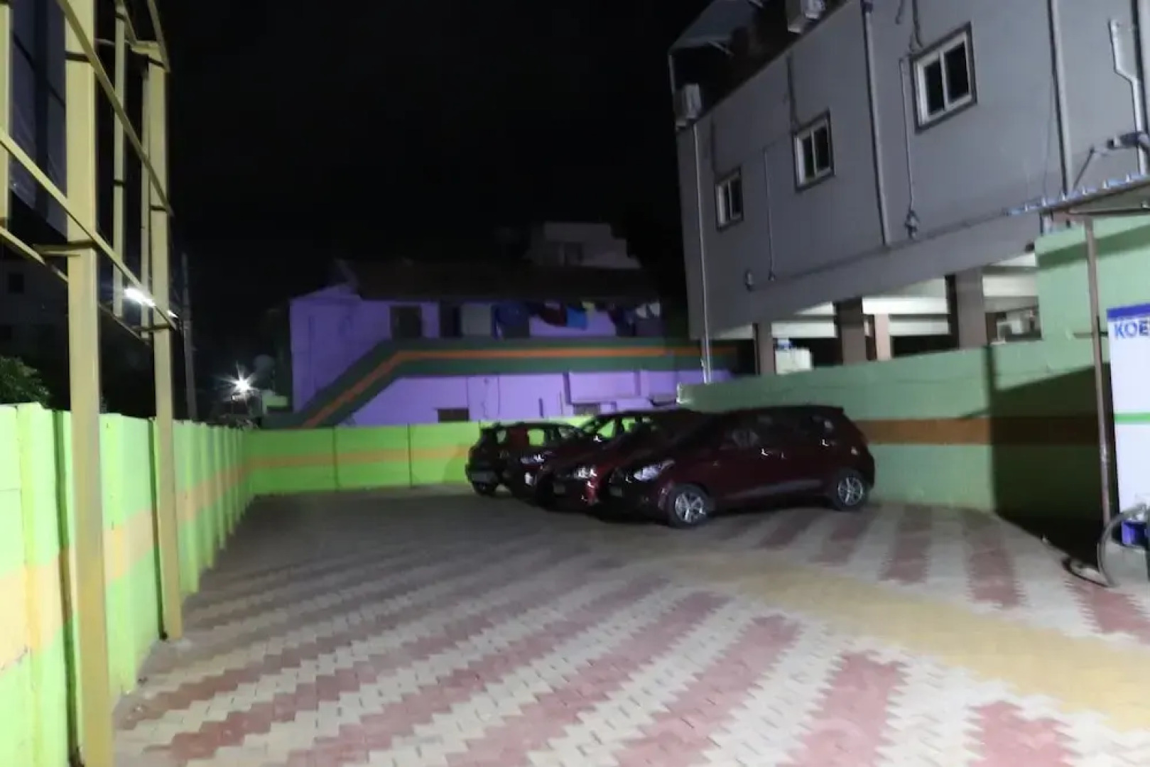 Hyders Park - The Business Hotel