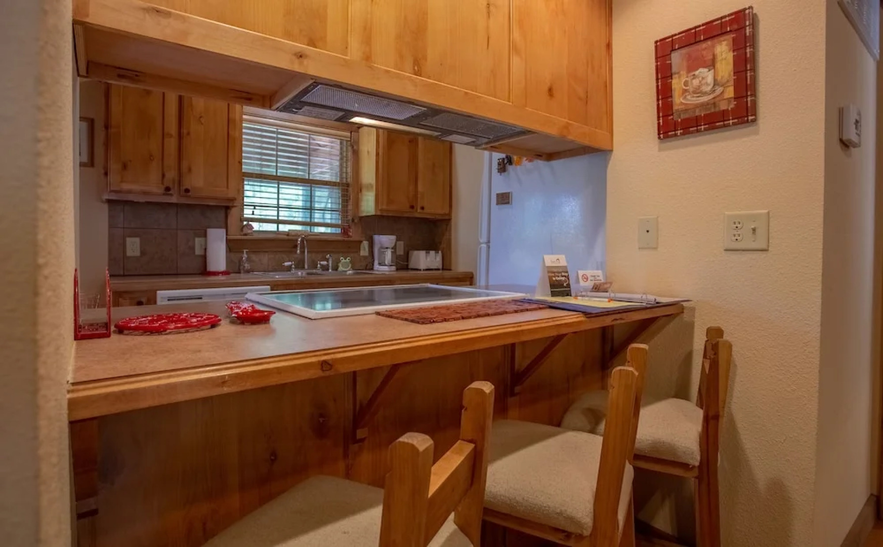 Dakota Lodge 2 Bedroom Home by RedAwning