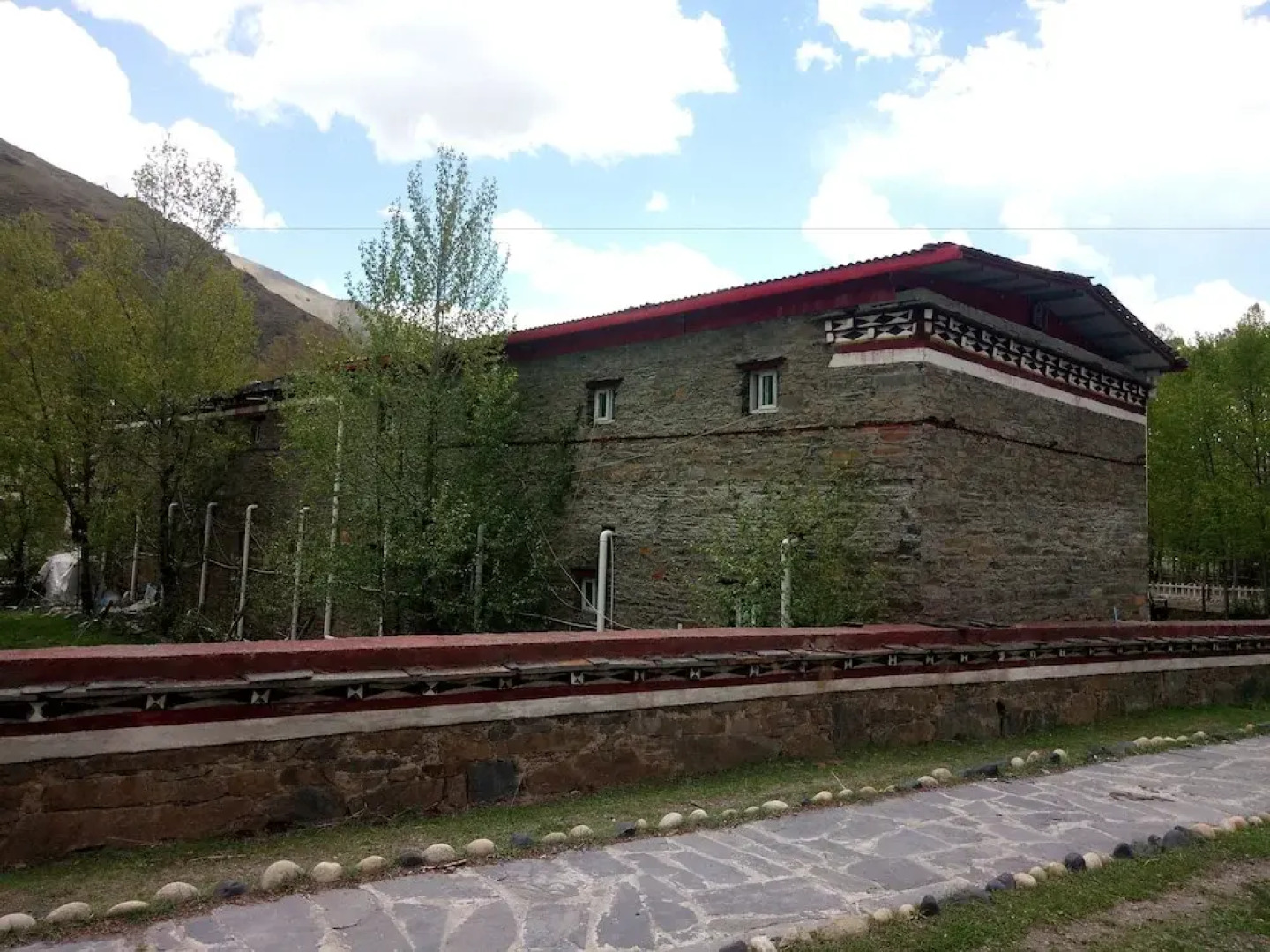 Zhi Shang Hua Ka Holiday Hotel