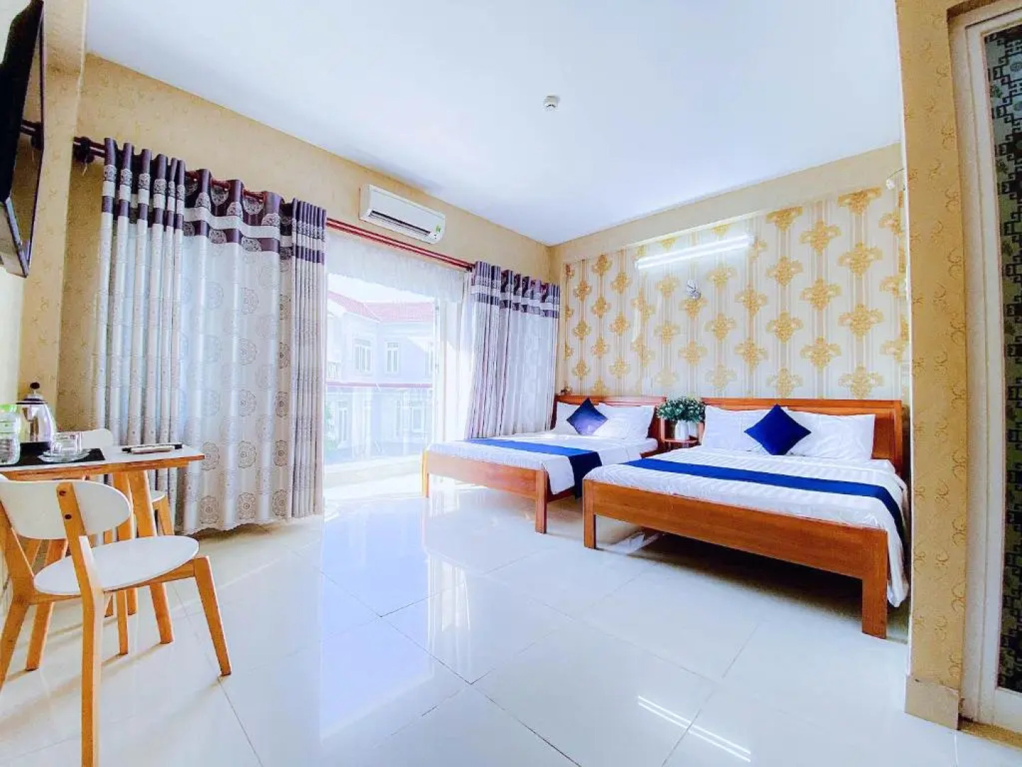 Joi Hospitality - Anthony