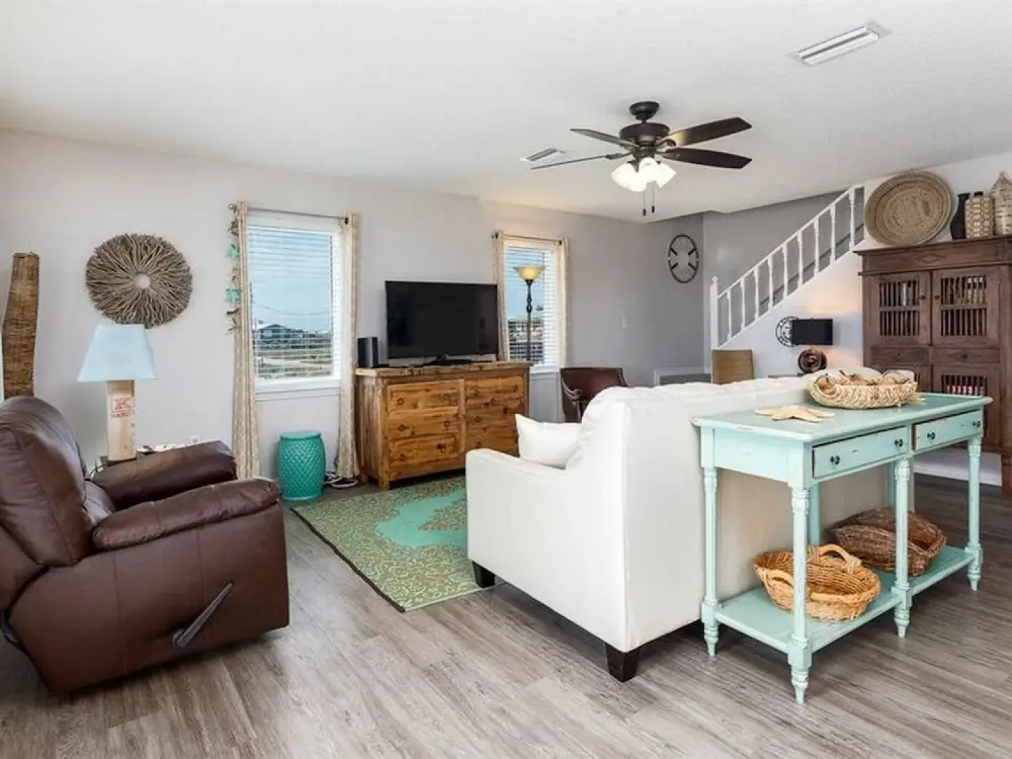 Southern Exposure by Meyer Vacation Rentals