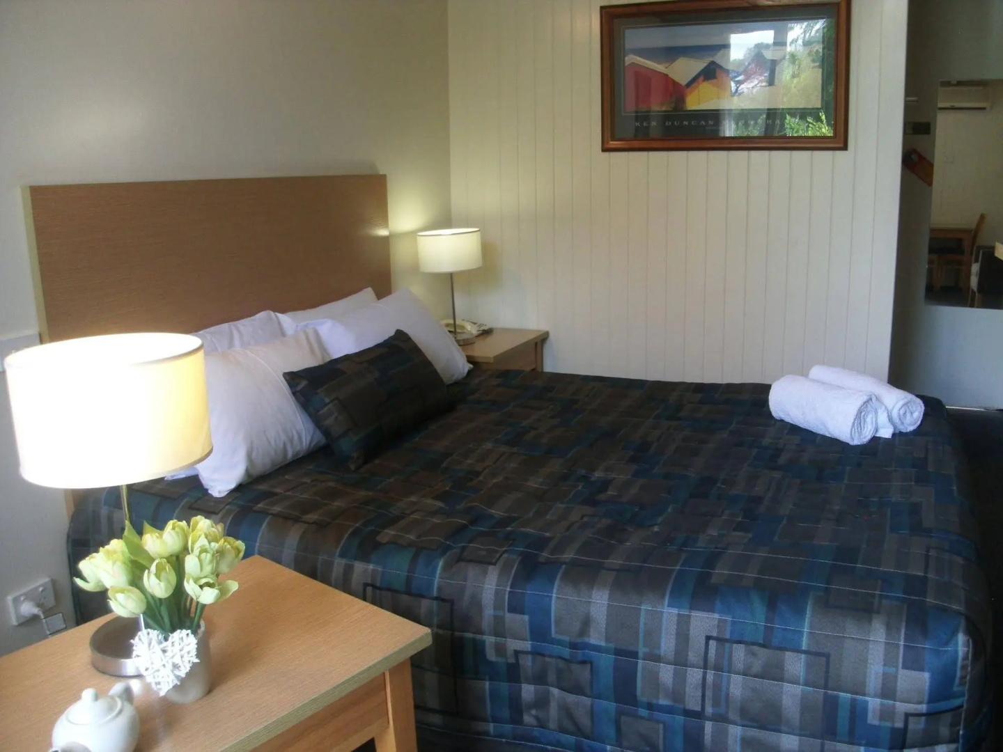 Parkwood Motel & Apartments