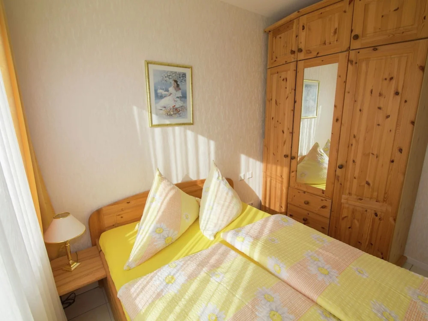 Exclusive Apartment With Large Balcony and Lake View Directly on to the Edersee