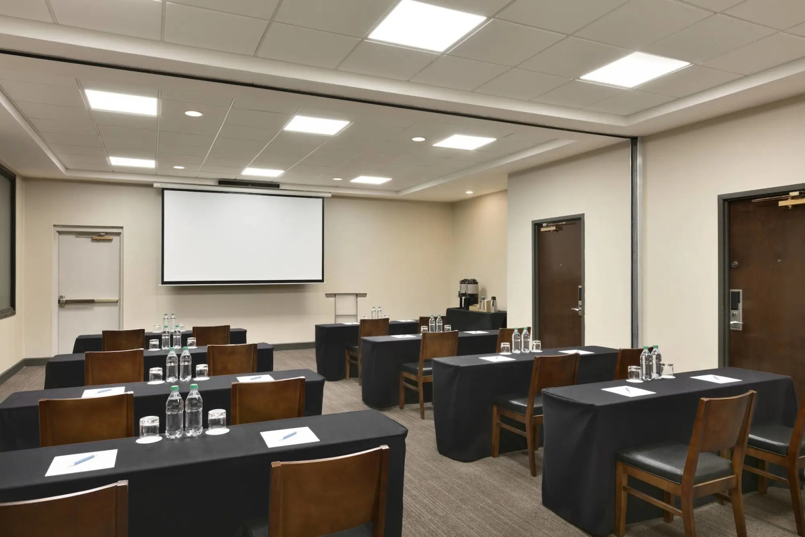 Four Points by Sheraton Raleigh North