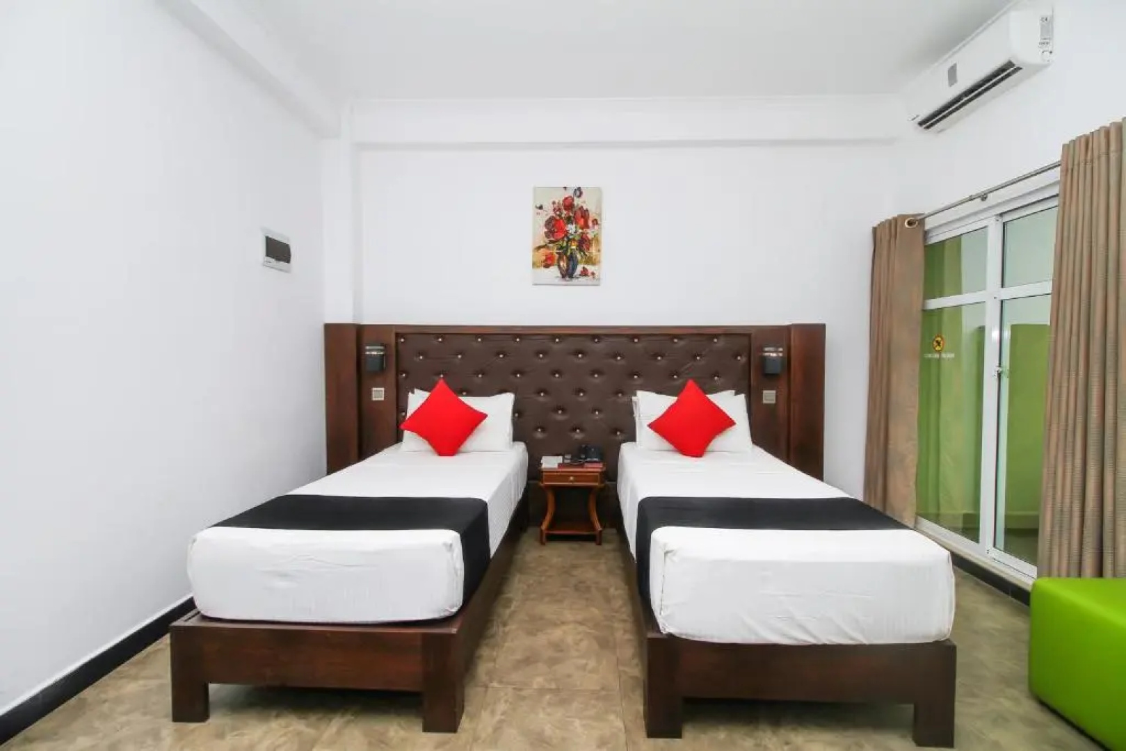 Sasha Transit Hotel