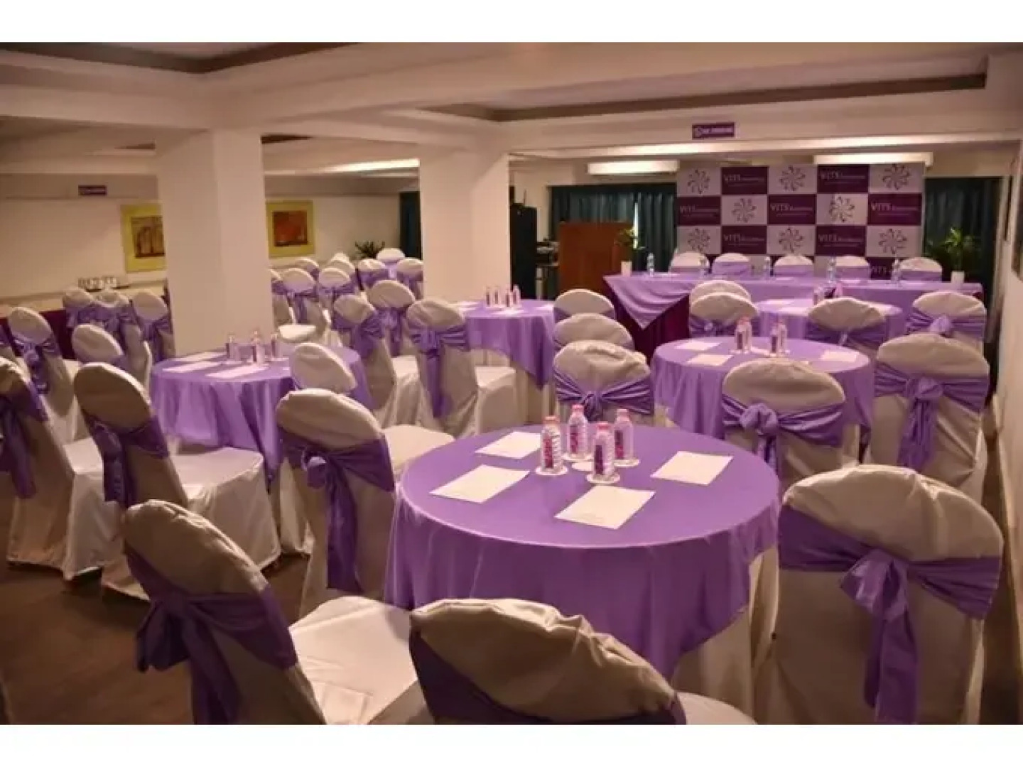 Hotel The Excellency