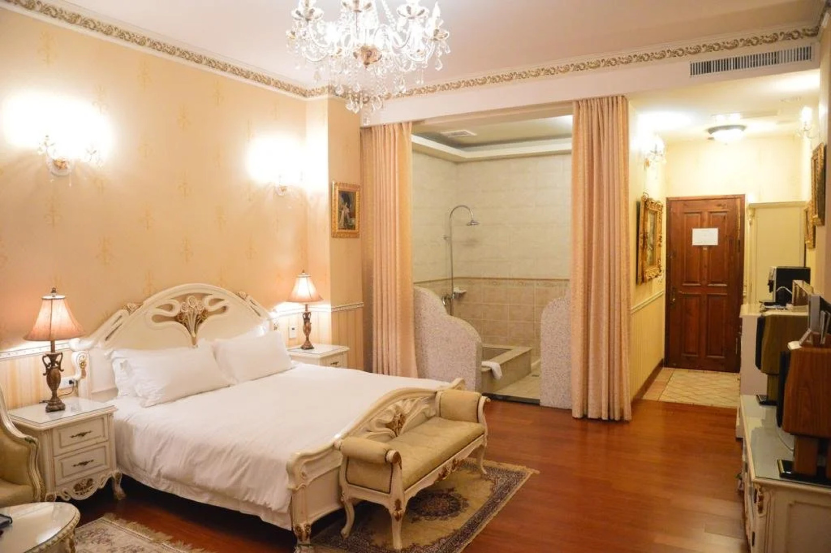 Florence Resort Villa Constantinople