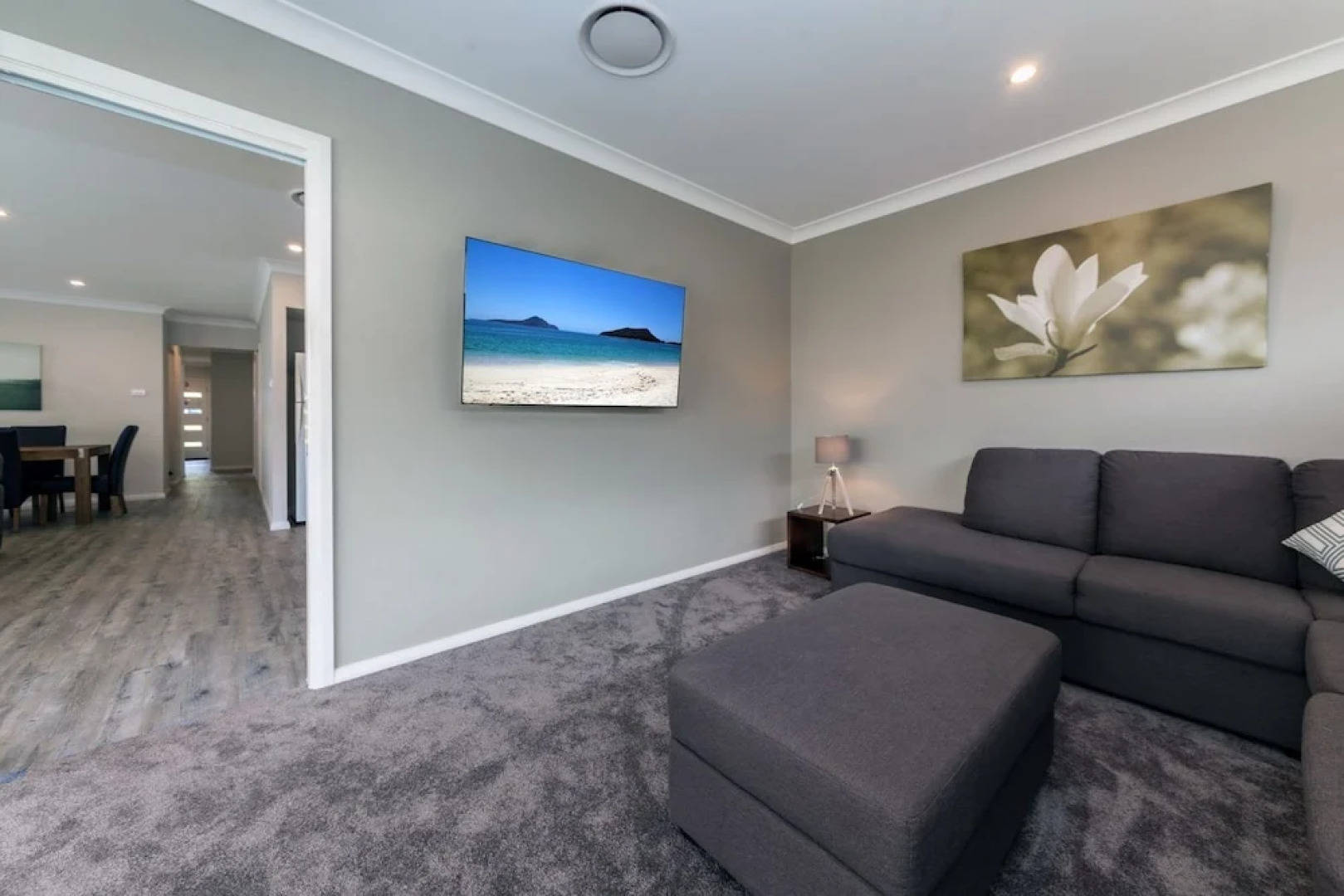 Tomaree Road, 19 'The Cottage'