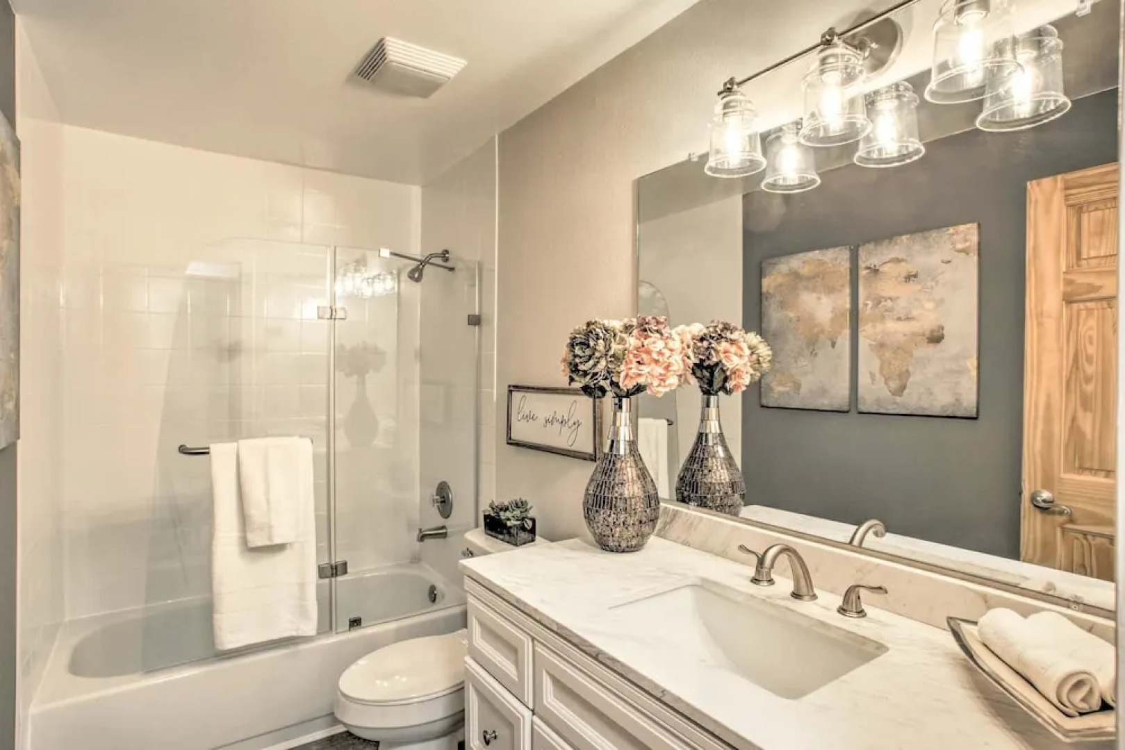 The Overlook Gem: Stunning Views & Serenity Awaits