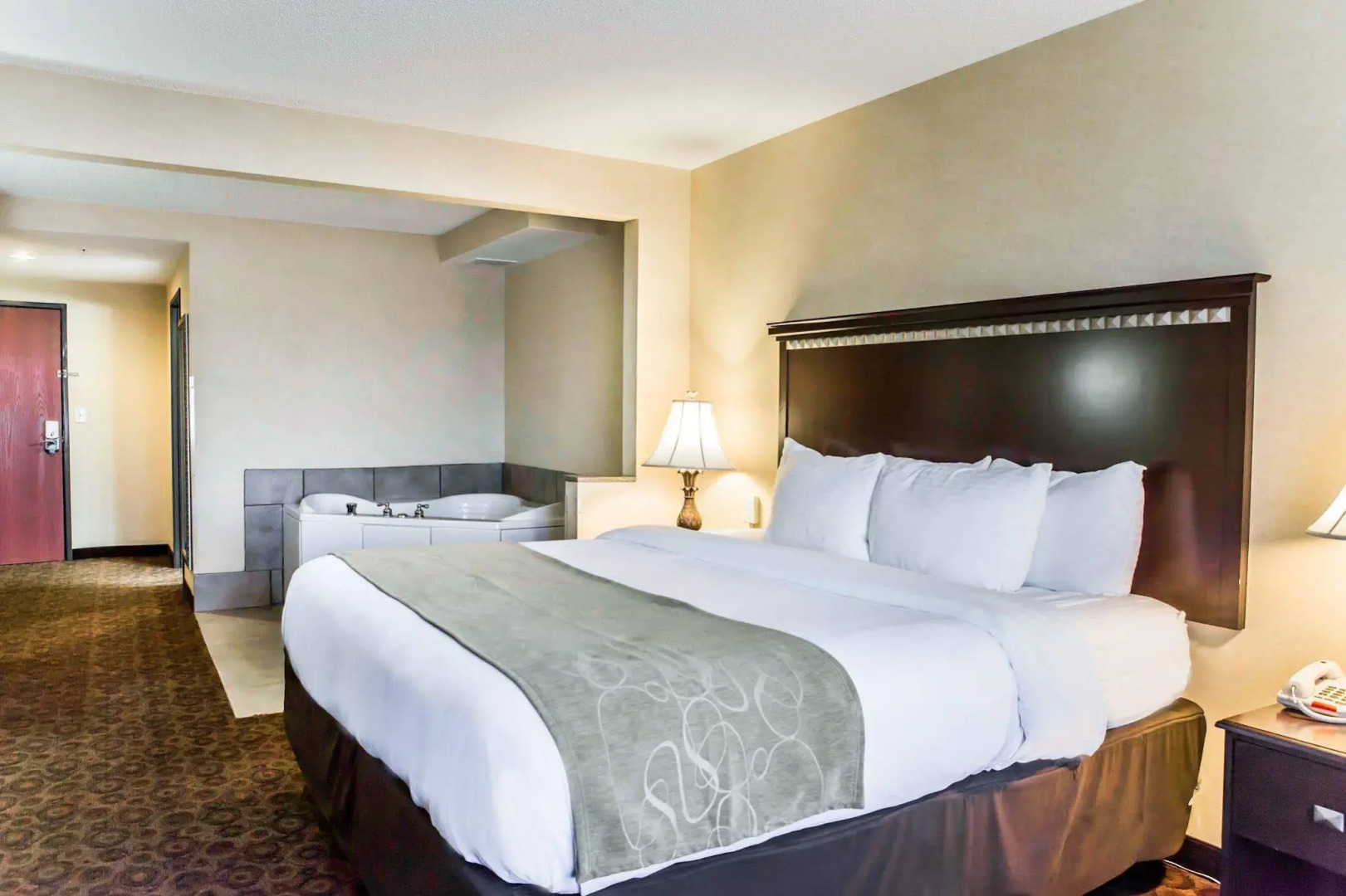 Fairfield Inn & Suites by Marriott Greensboro Coliseum Area