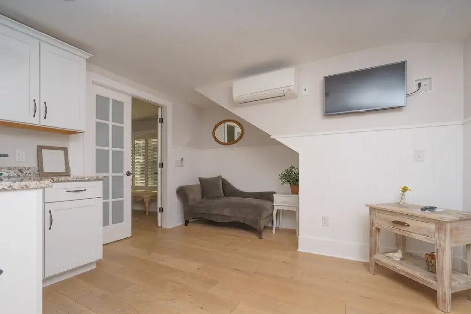 Marginal Way House Hotel