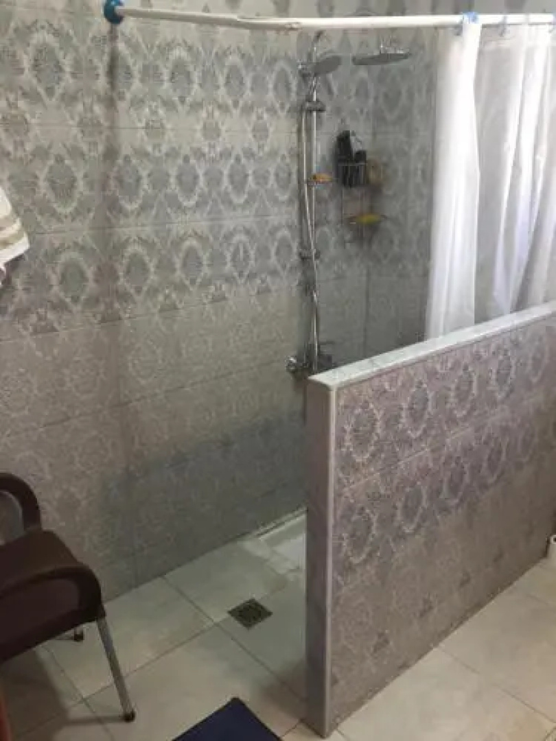112 Auc Residence