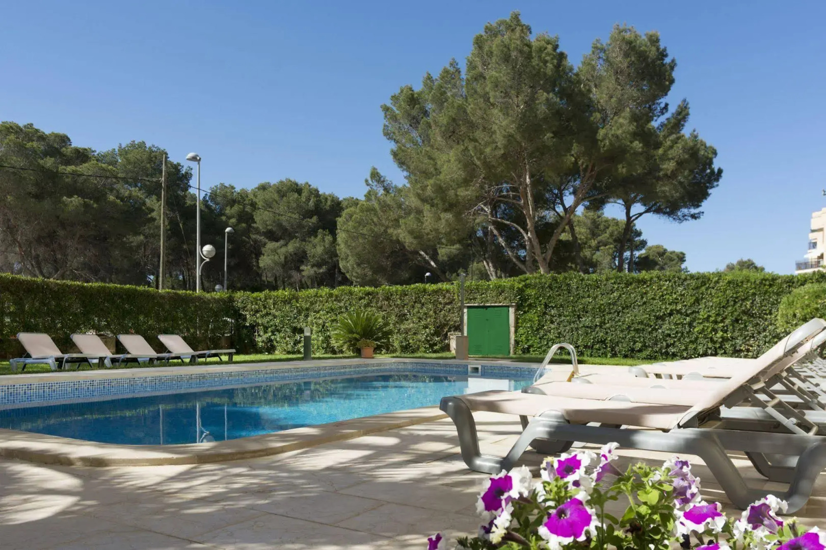 Cabot Tres Torres Apartamentos