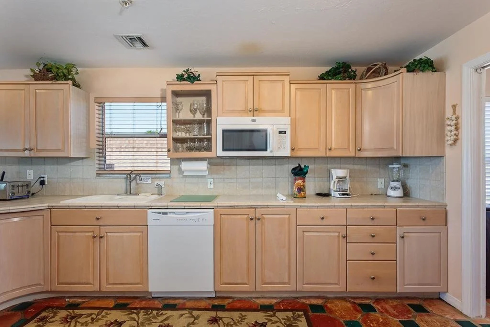 Brightmore Gulf Front 5 Br home by RedAwning