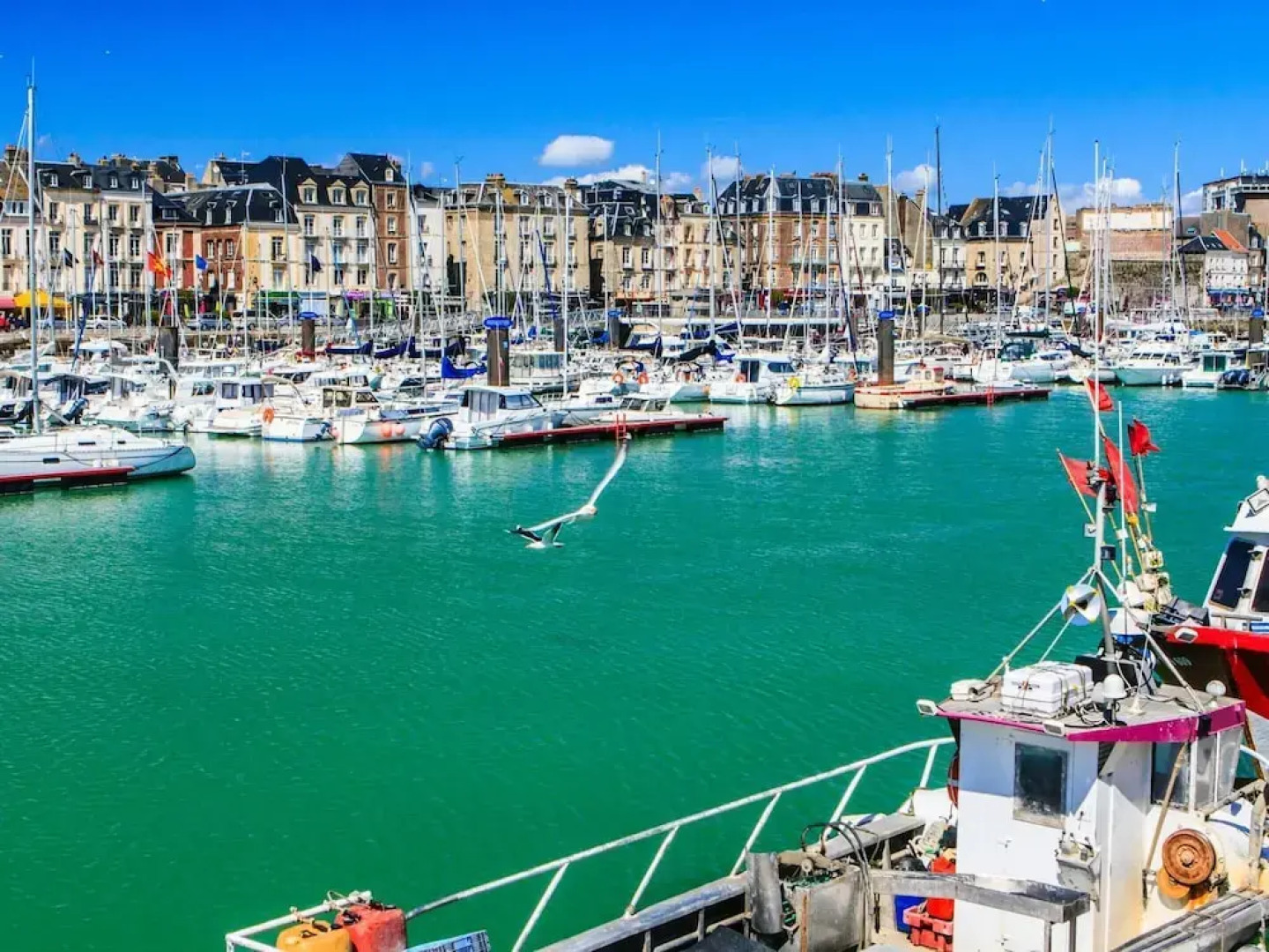 Pretty Flat With Roof Terrace and Large Garden