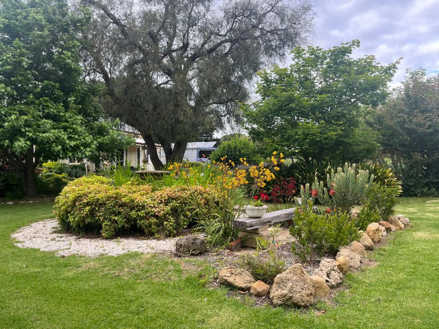 The Dairy Cottage - Lake Lorne - Drysdale