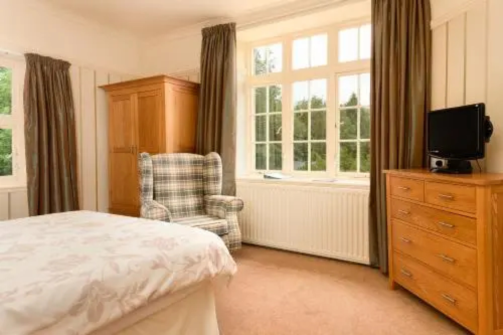 Woodlands Hotel & Pine Lodges